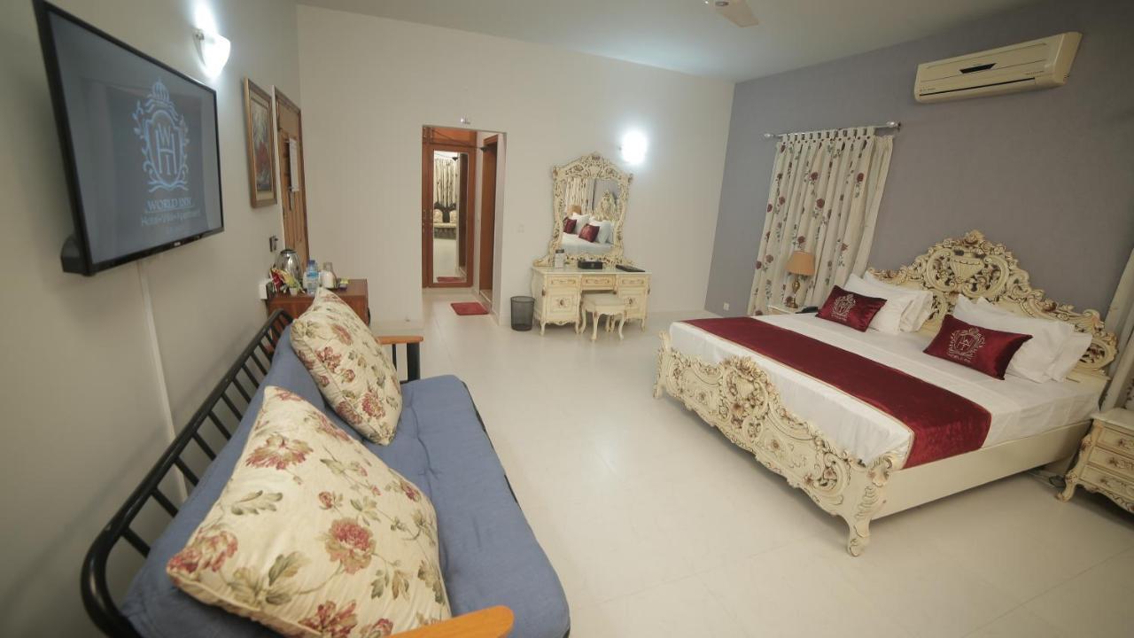 Four Squares Karachi Bed & Breakfast Exterior photo