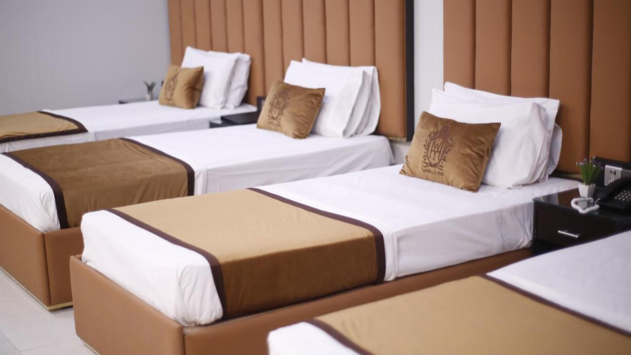 Four Squares Karachi Bed & Breakfast Exterior photo