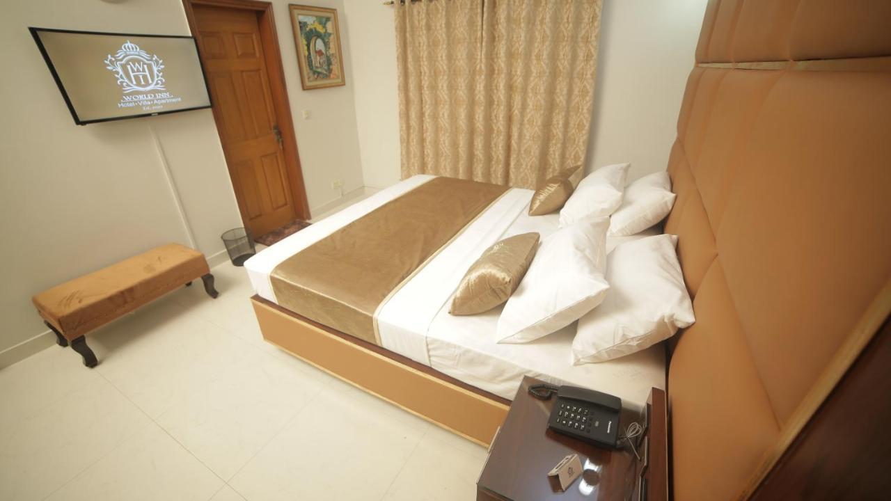 Four Squares Karachi Bed & Breakfast Exterior photo